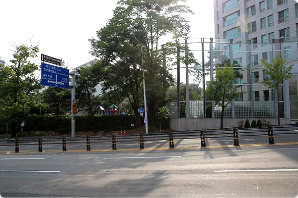 Doryong Bus Stop - Getting off